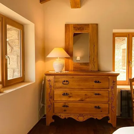 Апартаменты Charmante Maison De Village: Prestation De Qualite, Confort, Terrasse Targassonne